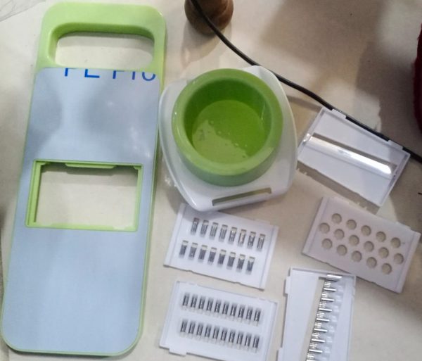 Stainless Steel Multifunctional Vegetable Cutter & Grater | 6-in-1 Slicer, Shredder, Peeler –  .....!معیار کی گارنٹی 100٪ – کھول کر چیک کریں، پھر ادائیگی کریں